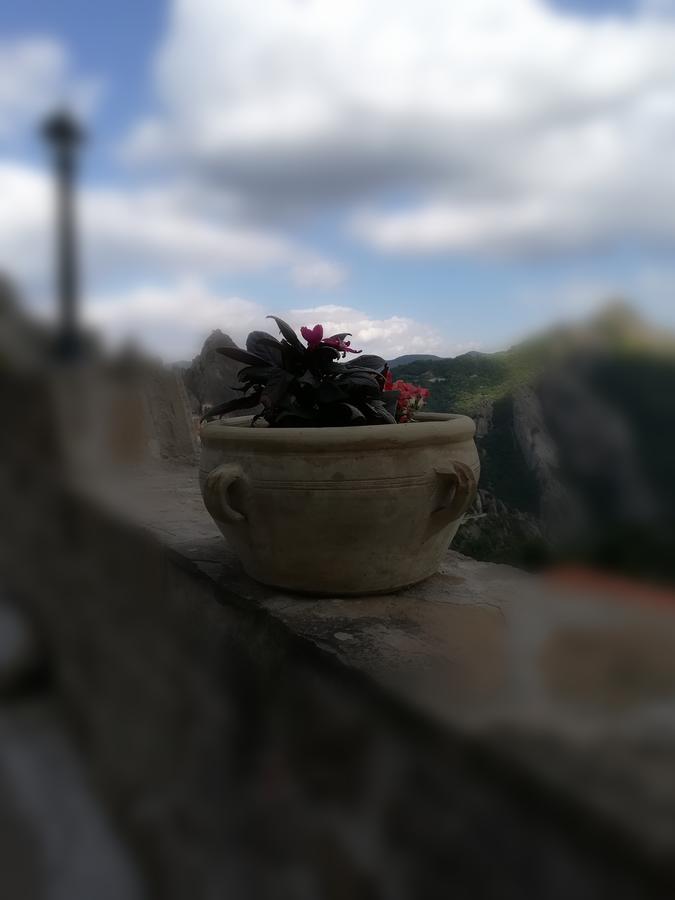 Monserrat Castelmezzano Exteriör bild